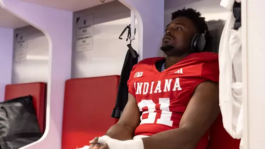 BLOOMINGTON, IN - September 20, 2025 - linebacker Rolijah Hardy #21 of the Indiana Hoosiers before the game between the Illinois Fighting Illini and the Indiana Hoosiers at Merchants Bank Field at Memorial Stadium in Bloomington, IN. Photo By Dani Meersman/Indiana Athletics