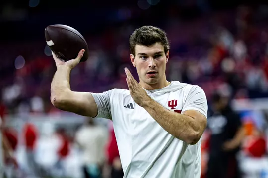 Fernando Mendoza | Warmup