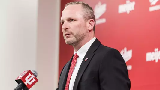 Darian DeVries Intro Press Conference
