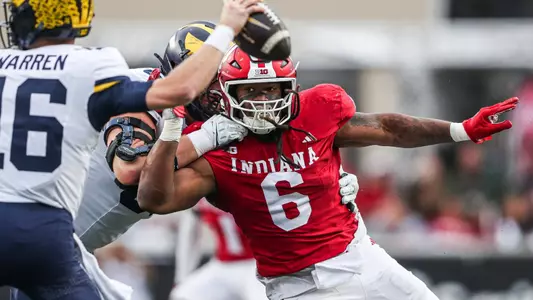 BLOOMINGTON, IN - November 9, 2024 - defensive lineman Mikail Kamara #6 of the Indiana Hoosiers during the game between the Michigan Wolverines and the Indiana Hoosiers at Memorial Stadium in Bloomington, Indiana. Photo By Trent Barnhart/Indiana Athletics