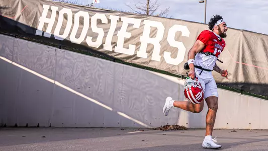 BLOOMINGTON, IN - March 27, 2025 - wide receiver Elijah Sarratt #13 of the Indiana Hoosiers during the practice at Memorial Stadium in Bloomington, IN. Photo By Grace Urbanski/Indiana Athletics