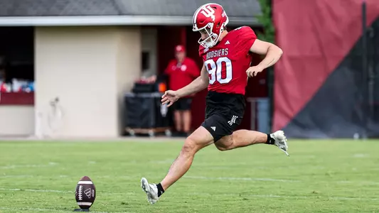 BLOOMINGTON, IN - August 22, 2025 - kicker Josh Placzek #90 of the Indiana Hoosiers during Fall Camp at Mellencamp Pavillon in Bloomington, IN. Photo By Dani Meersman/Indiana Athletics