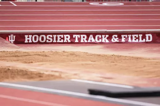 BLOOMINGTON, IN - December 12, 2025 - The border of the track during the Early Bird meet at Harry Gladstein Fieldhouse in Bloomington, IN. Photo By Emma Pearce/Indiana Athletics