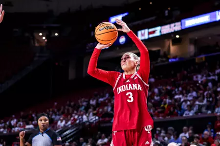 COLLEGE PARK, MD - January 4, 2026 - forward Maya Makalusky #3 of the Indiana Hoosiers during the game between the Maryland Terrapins and the Indiana Hoosiers at the Xfinity Center in College Park, MD Photo By Maddi Sponsel/Indiana Athletics