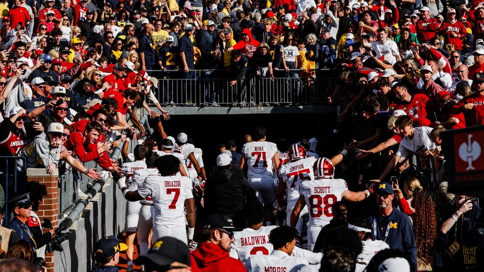 FOOTBALL GAMEDAY: Minnesota (Week 9)