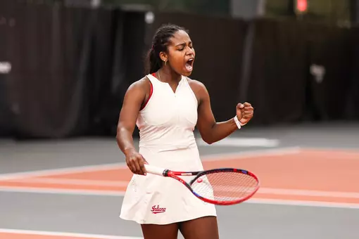 BLOOMINGTON, IN - March 15, 2026 - Elisabeth Dunac of the Indiana Hoosiers during the meet between the Minnesota Golden Gophers and the Indiana Hoosiers at IU Tennis Center in Bloomington, IN. Photo By Spencer Meyer/Indiana Athletics