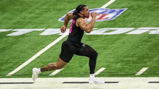 INDIANAPOLIS, IN - February 27, 2026 - tight end Riley Nowakowski #37 of the Indiana Hoosiers during the NFL Combine at Lucas Oil Stadium in Indianapolis, IN. Photo By Dani Meersman/Indiana Athletics