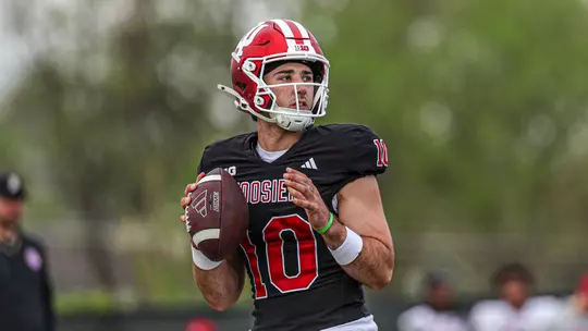 BLOOMINGTON, IN - April 14, 2026 - quarterback Josh Hoover #10 of the Indiana Hoosiers during practice at Mellencamp field in Bloomington, IN. Photo By Dani Meersman/Indiana Athletics