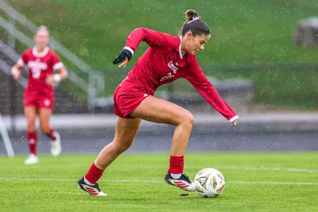 BLOOMINGTON, IN - October 19, 2025 - defender Grace Hamm #21 of the Indiana Hoosiers during the game between the Penn State Nittany Lions and the Indiana Hoosiers at Bill Armstrong Stadium in Bloomington, IN. Photo By Peter Davis/Indiana Athletics