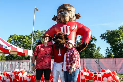 Hoosier the Bison with Fans