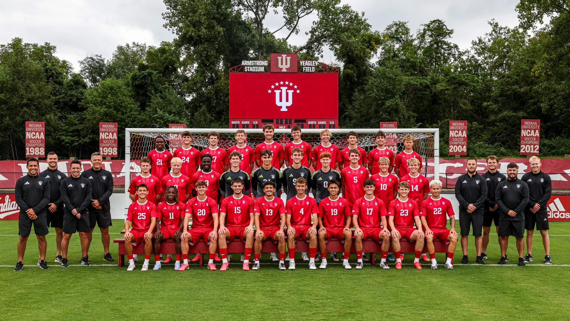 BLOOMINGTON, IN - August 15, 2026 - the Indiana Hoosiers Men’s Soccer Team during the team photoshoot at Bill Armstrong Stadium in Bloomington, IN. Photo By Peter Davis/Indiana Athletics