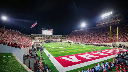 BLOOMINGTON, IN - September 20, 2025 - Hoosier the Bison during the game between the Illinois Fighting Illini and the Indiana Hoosiers at Merchants Bank Field at Memorial Stadium in Bloomington, IN. Photo By Easton Zelinsky/Indiana Athletics
