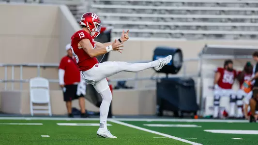 6BLOOMINGTON, IN - August 25, 2026 - punter Billy Gowers #19 of the Indiana Hoosiers during practice at Merchants Bank Field at Memorial Stadium in Bloomington, IN. Photo By Dani Meersman/Indiana Athletics