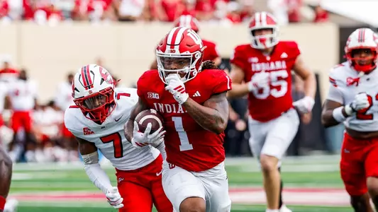 BLOOMINGTON, IN - September 19, 2026 - running back Turbo Richard #1 of the Indiana Hoosiers during the game between the Western Kentucky University Hilltoppers and the Indiana Hoosiers at Merchants Bank Field at Memorial Stadium in Bloomington, IN. Photo By Indiana Athletics