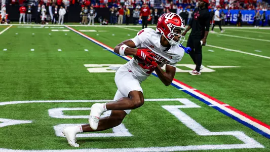 INDIANAPOLIS, IN - December 6, 2025 - wide receiver Davion Chandler #4 of the Indiana Hoosiers before the B1G Championship game between the Ohio State Buckeyes and the Indiana Hoosiers at Lucas Oil Stadium in Indianapolis, IN. Photo By Dani Meersman/Indiana Athletics