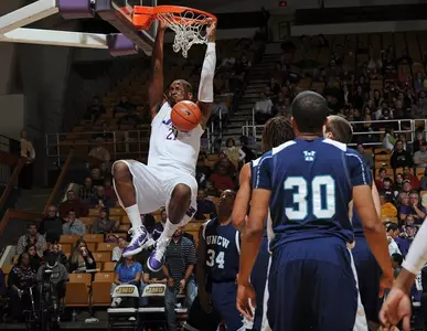 Denzel Bowles