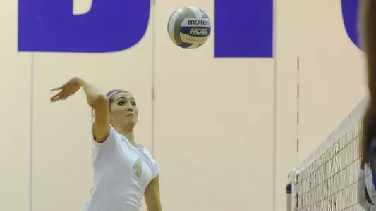 Lizzy Briones - 2012-13 Delaware - 16x9