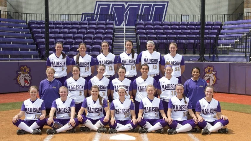 2014 Softball Team Photo