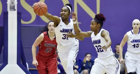 Kayla Cooper-Williams vs Davidson 123015