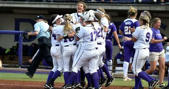 Super Regional Celebration vs LSU, Mrozek Walk-off