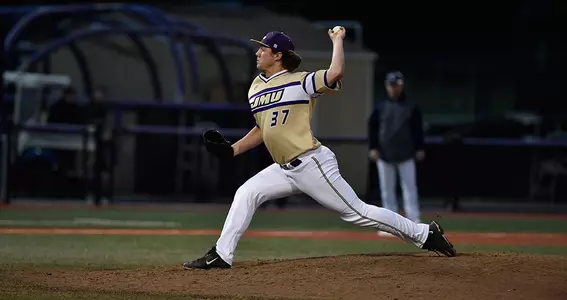 Michael Evans Pitching