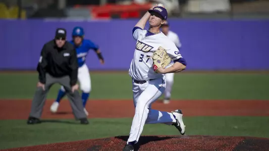 Nick Stewart UMass 03182018