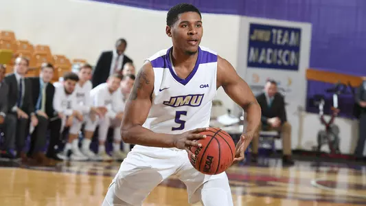 Darius Banks Elon 022819