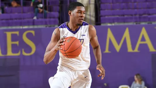 Darius Banks Hofstra 122919