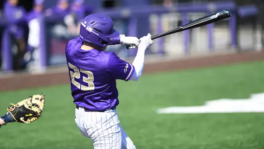 Morgan swinging vs. Quinnipiac