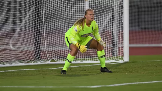 Alexandra Blom vs Charlotte 081723