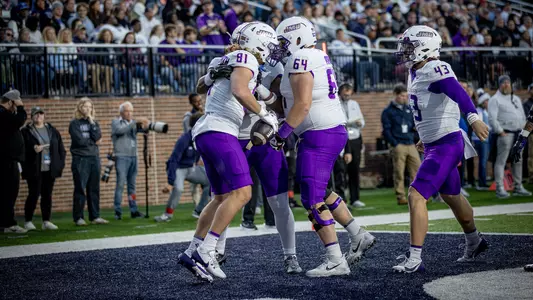 Gabriel Hollingsworth two-point at ODU