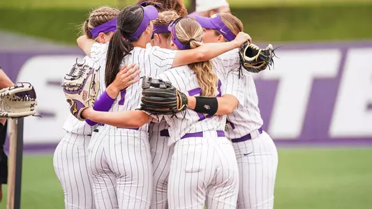 JMU vs Georgia Southern Huddle