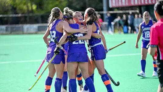 Skyler Brown Group Hug vs Kent State 110724