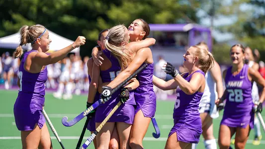 Madelief Molier Group Hug vs Monmouth 090824