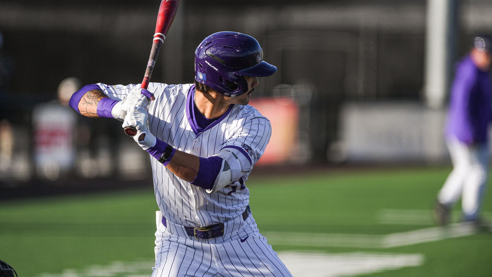 Josiah Seguin about to take a swing.