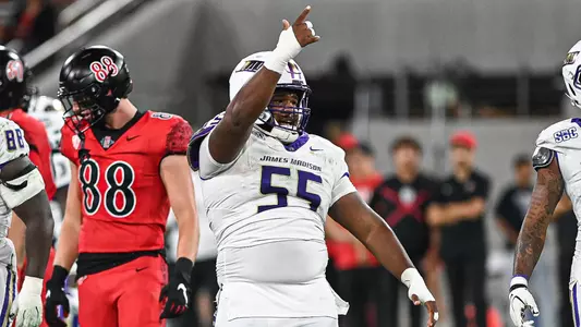 Rasheed Lovelace celebrates after making a play at San Diego State