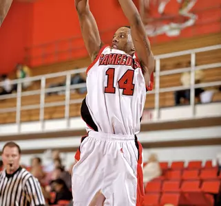 Gamecocks Fall 86-80 at First-Place Austin Peay Image
