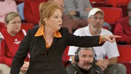 Women's Hoops Returns To The Floor Hosting Kennesaw State Image