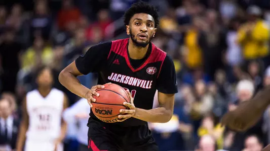 MBB181207 Christian Cunningham