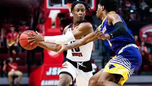 MBB191129 Derek St. Hilaire