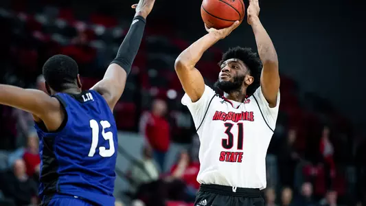 MBB190220 Christian Cunningham