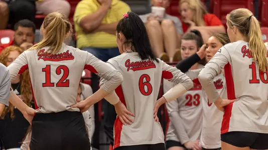 volleyball huddle