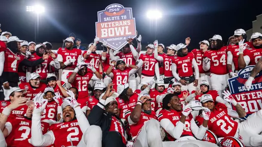 SaluteToVeteransBowlChamps