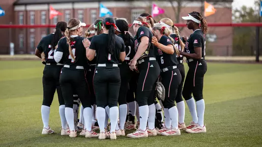 sb-huddle-nmsu