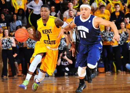 Flashes show fight in 78-76 loss at Seton Hall Image