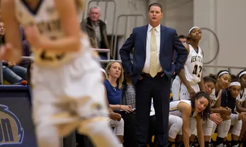 wbb_action_starkey_05