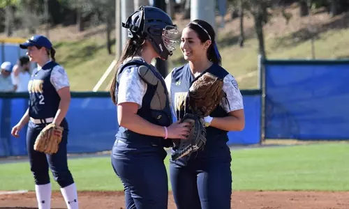sball_action_dobbin_warren_01