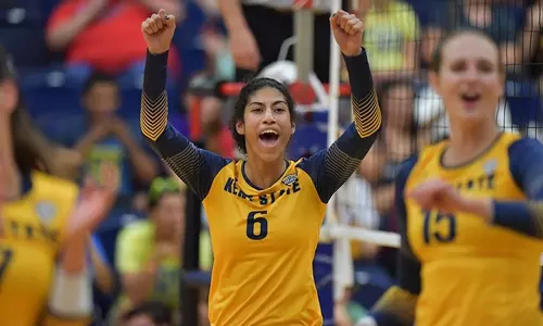 vball_action_younkin_21