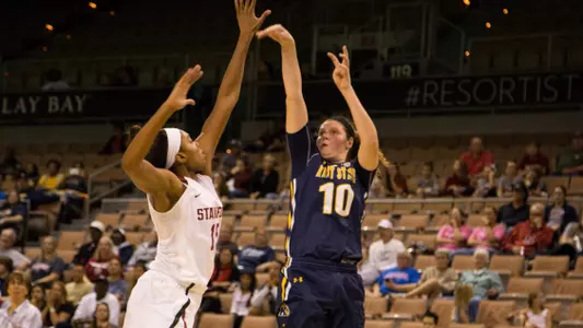 wbb_action_stephens_10