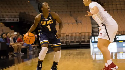 wbb_action_cross_11